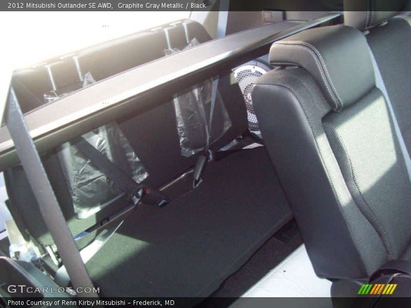 Graphite Gray Metallic / Black 2012 Mitsubishi Outlander SE AWD