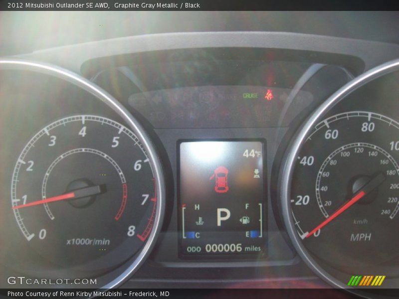 Graphite Gray Metallic / Black 2012 Mitsubishi Outlander SE AWD