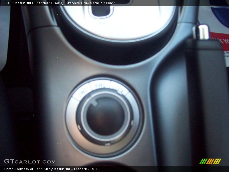Graphite Gray Metallic / Black 2012 Mitsubishi Outlander SE AWD