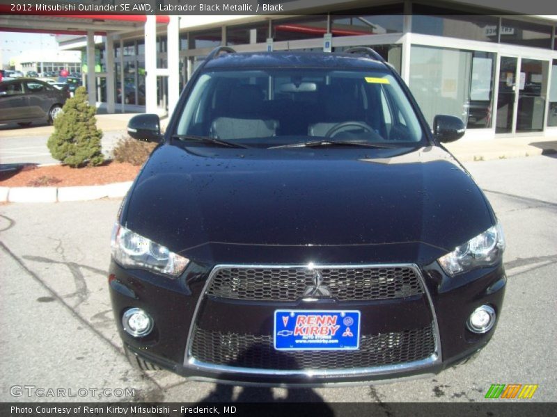 Labrador Black Metallic / Black 2012 Mitsubishi Outlander SE AWD