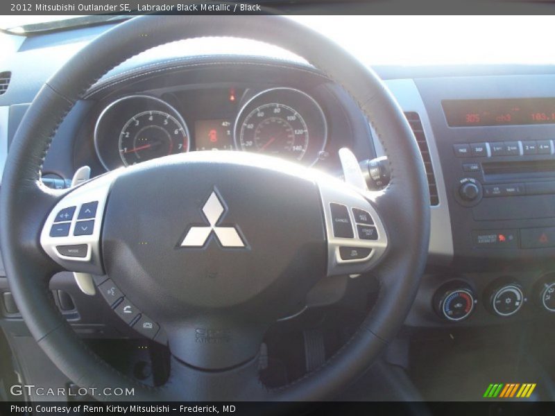 Labrador Black Metallic / Black 2012 Mitsubishi Outlander SE