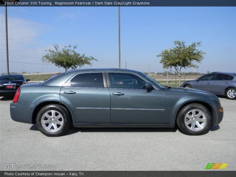 Magnesium Pearlcoat / Dark Slate Gray/Light Graystone 2006 Chrysler 300 Touring