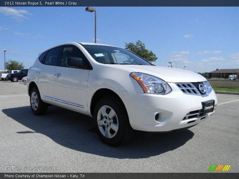 Pearl White / Gray 2012 Nissan Rogue S
