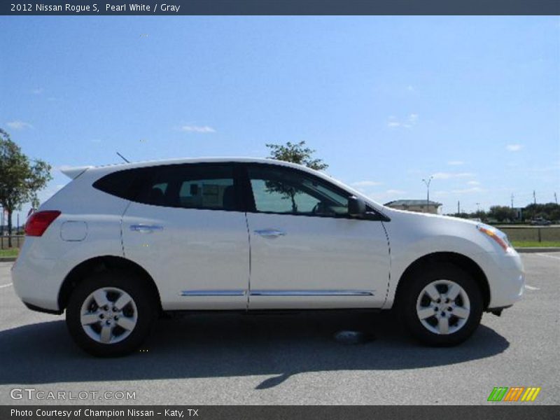 Pearl White / Gray 2012 Nissan Rogue S