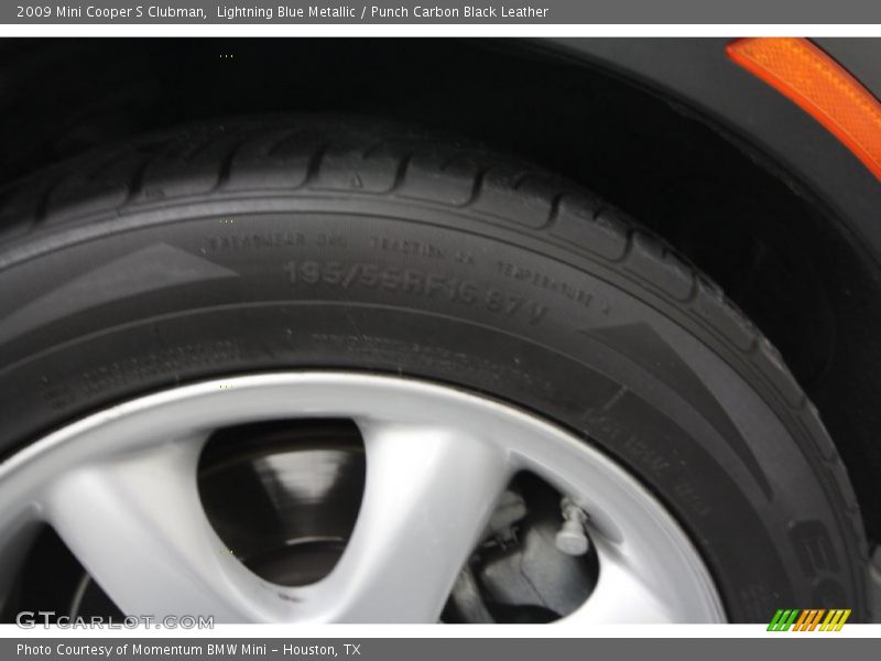 Lightning Blue Metallic / Punch Carbon Black Leather 2009 Mini Cooper S Clubman