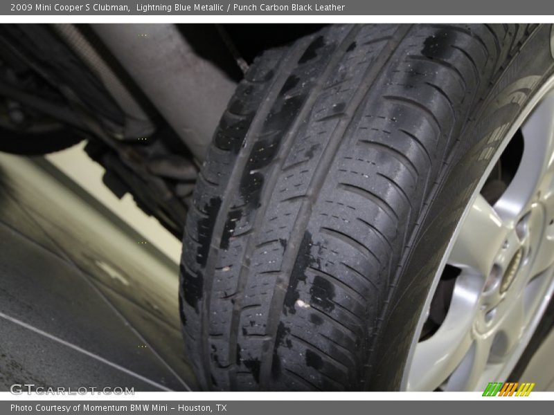 Lightning Blue Metallic / Punch Carbon Black Leather 2009 Mini Cooper S Clubman