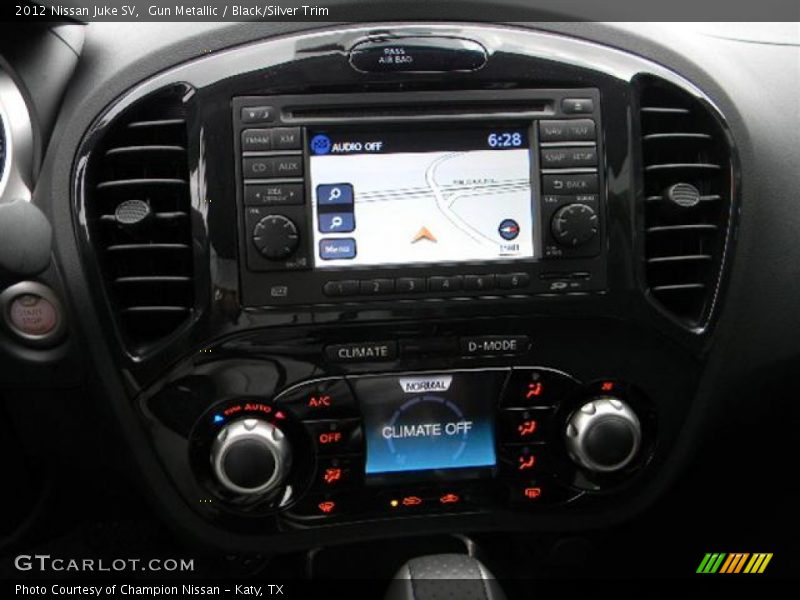 Gun Metallic / Black/Silver Trim 2012 Nissan Juke SV