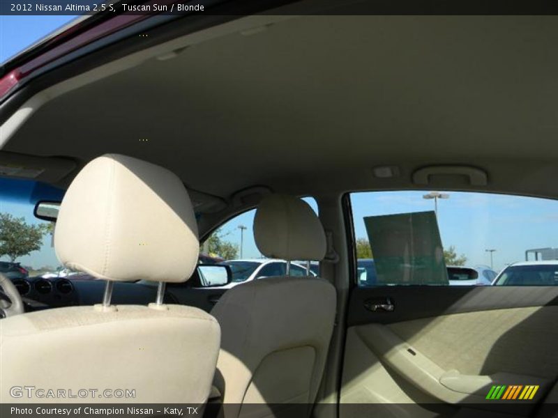 Tuscan Sun / Blonde 2012 Nissan Altima 2.5 S