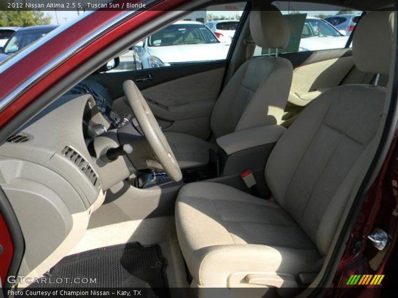 Tuscan Sun / Blonde 2012 Nissan Altima 2.5 S