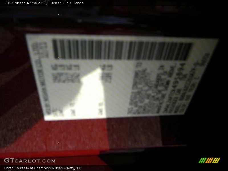 Tuscan Sun / Blonde 2012 Nissan Altima 2.5 S