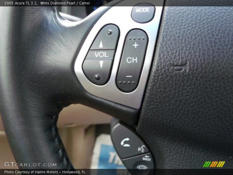 White Diamond Pearl / Camel 2005 Acura TL 3.2