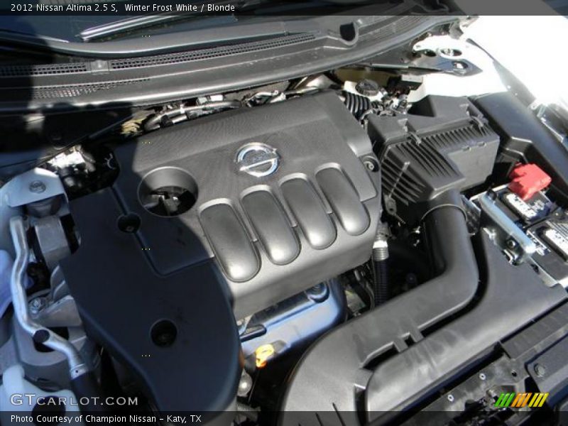 Winter Frost White / Blonde 2012 Nissan Altima 2.5 S