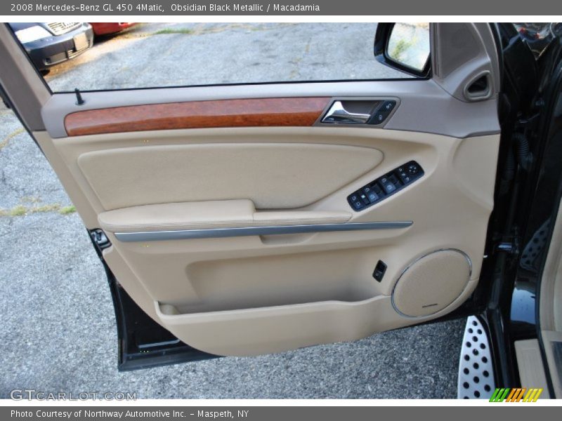 Obsidian Black Metallic / Macadamia 2008 Mercedes-Benz GL 450 4Matic
