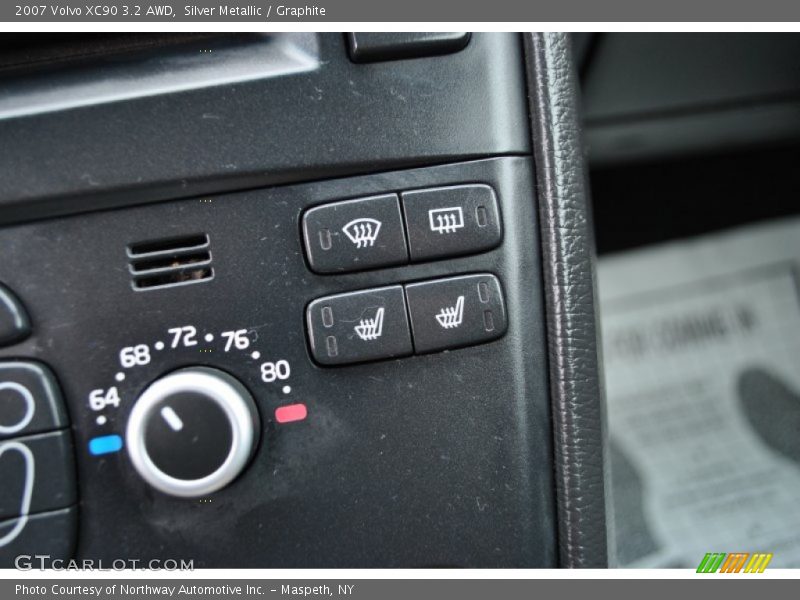 Silver Metallic / Graphite 2007 Volvo XC90 3.2 AWD