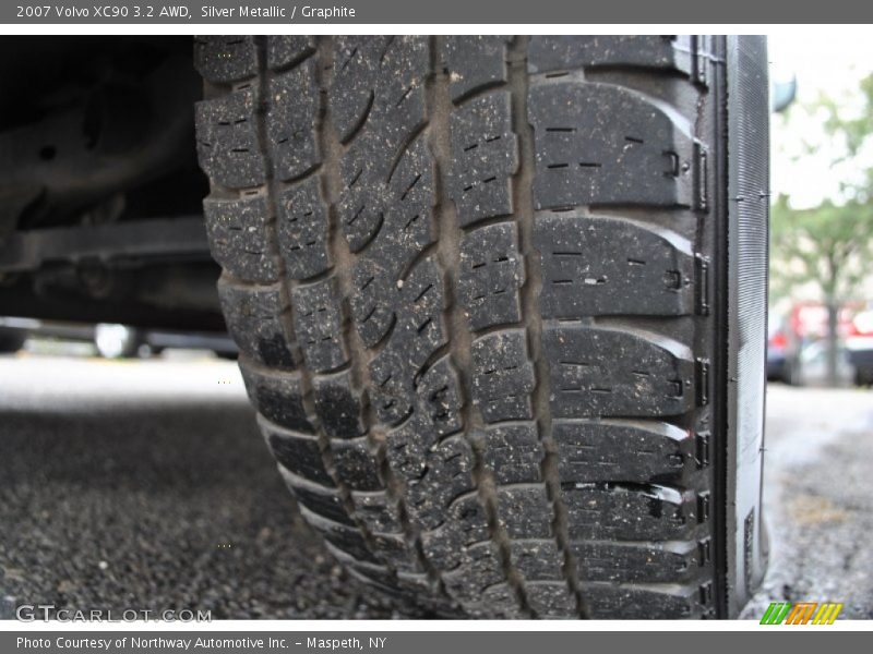 Silver Metallic / Graphite 2007 Volvo XC90 3.2 AWD