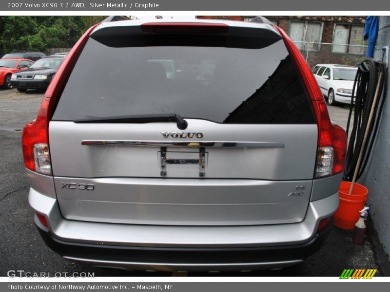 Silver Metallic / Graphite 2007 Volvo XC90 3.2 AWD