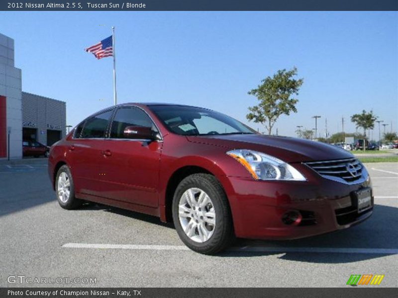 Tuscan Sun / Blonde 2012 Nissan Altima 2.5 S