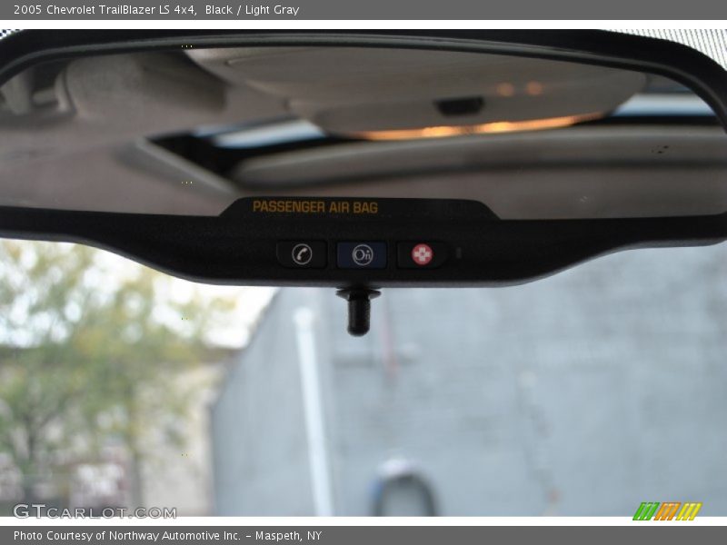 Black / Light Gray 2005 Chevrolet TrailBlazer LS 4x4