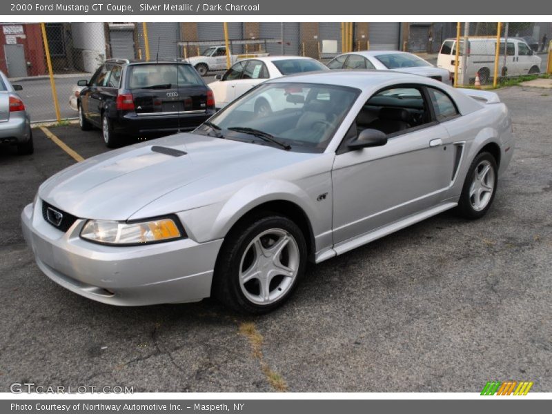 Silver Metallic / Dark Charcoal 2000 Ford Mustang GT Coupe