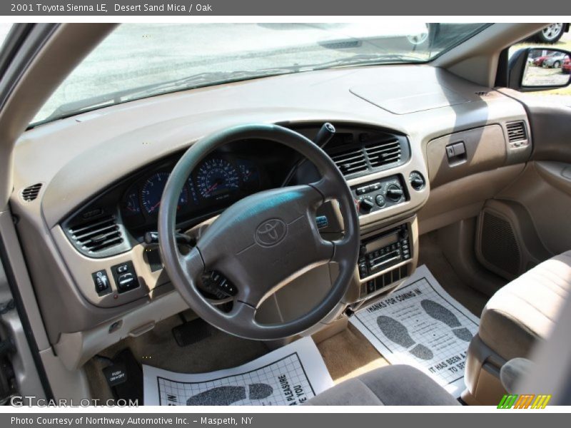 Desert Sand Mica / Oak 2001 Toyota Sienna LE