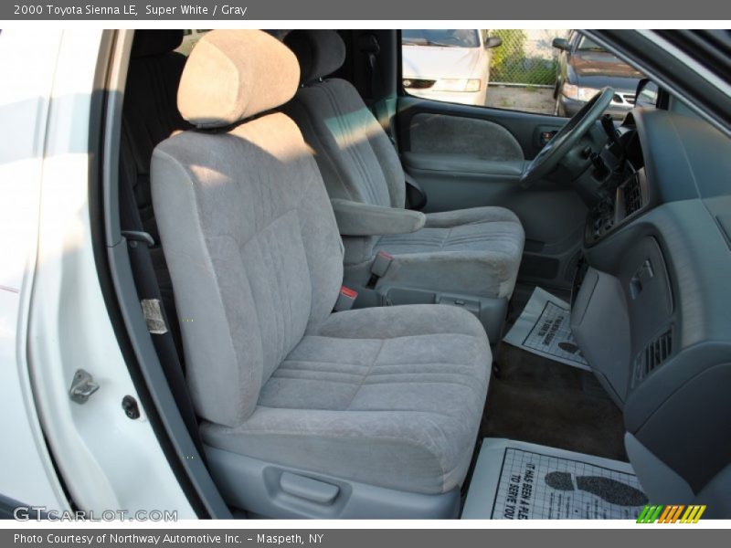 Super White / Gray 2000 Toyota Sienna LE
