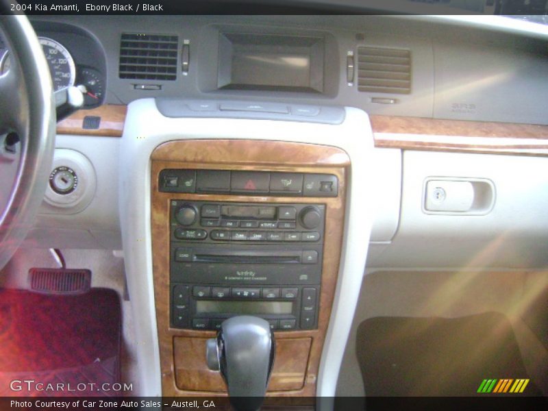 Ebony Black / Black 2004 Kia Amanti