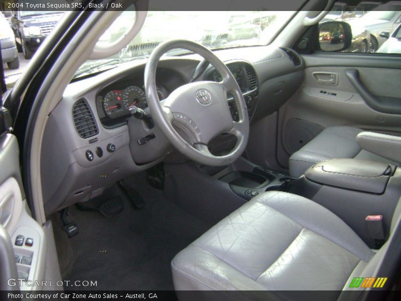 Black / Oak 2004 Toyota Sequoia SR5