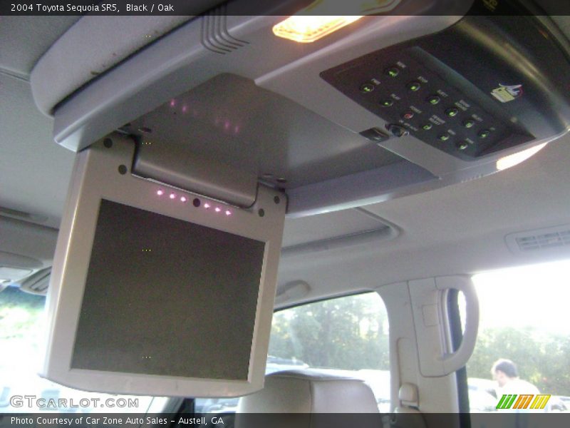 Black / Oak 2004 Toyota Sequoia SR5