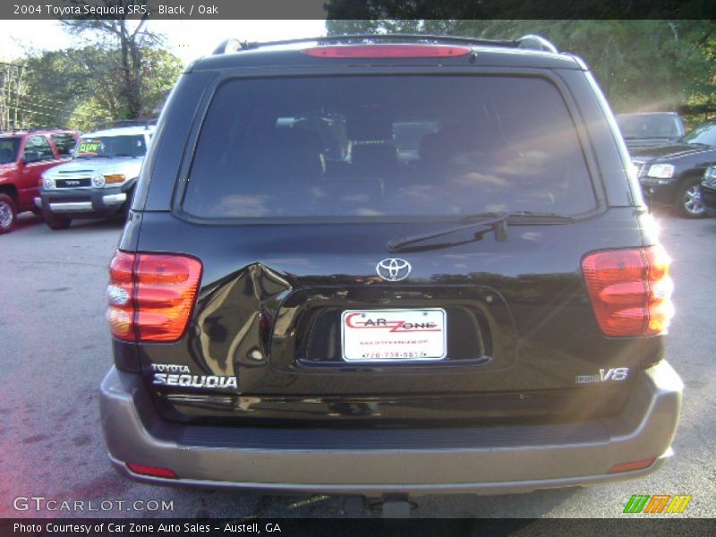 Black / Oak 2004 Toyota Sequoia SR5