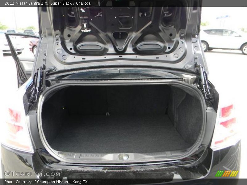 Super Black / Charcoal 2012 Nissan Sentra 2.0