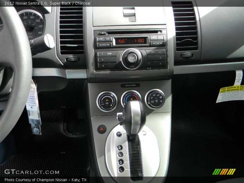 Super Black / Charcoal 2012 Nissan Sentra 2.0