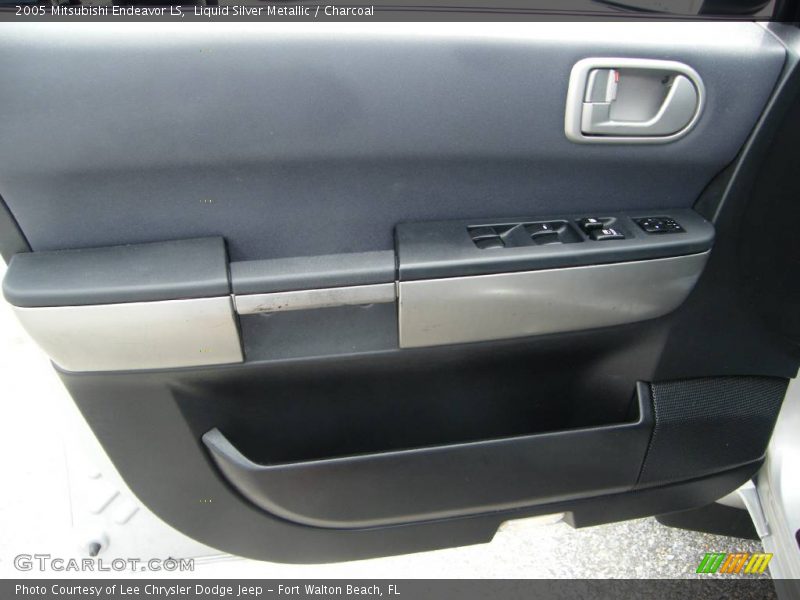 Liquid Silver Metallic / Charcoal 2005 Mitsubishi Endeavor LS