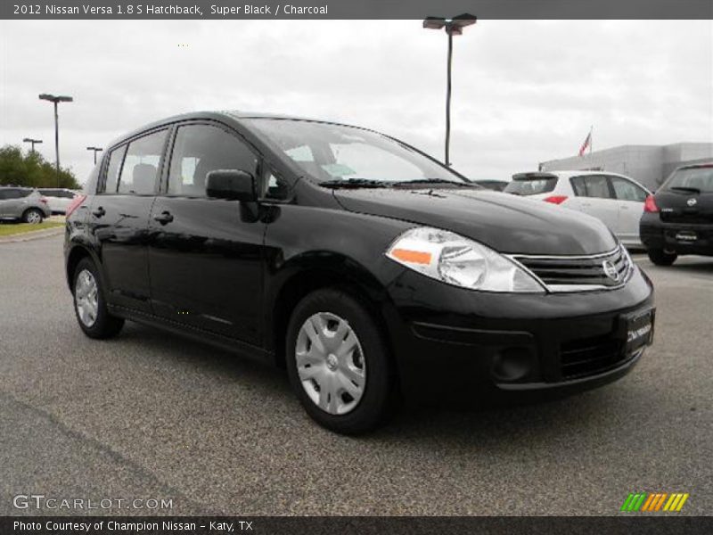 Super Black / Charcoal 2012 Nissan Versa 1.8 S Hatchback