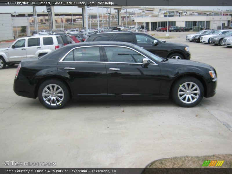 Gloss Black / Black/Light Frost Beige 2012 Chrysler 300 Limited