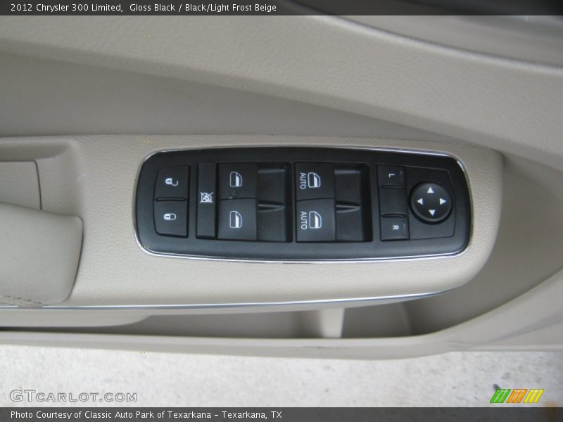 Gloss Black / Black/Light Frost Beige 2012 Chrysler 300 Limited