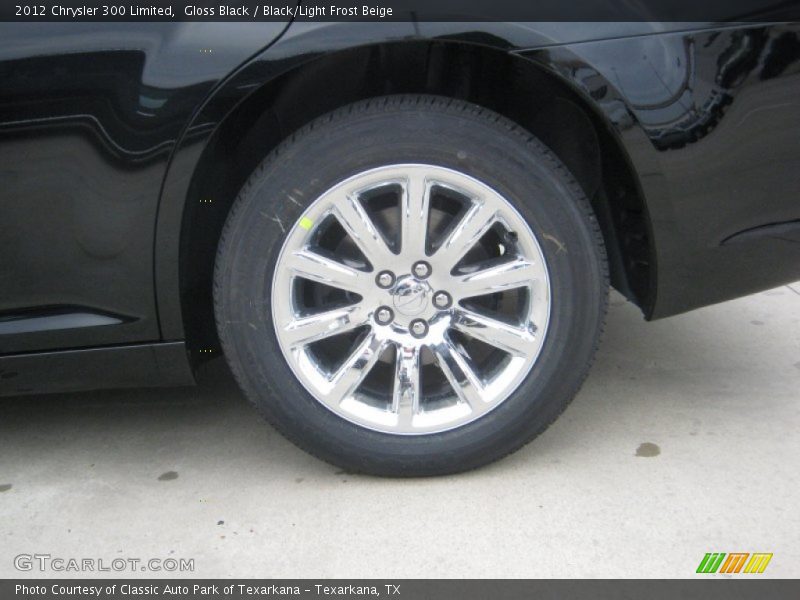 Gloss Black / Black/Light Frost Beige 2012 Chrysler 300 Limited