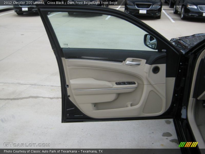 Gloss Black / Dark Frost Beige/Light Frost Beige 2012 Chrysler 300 Limited