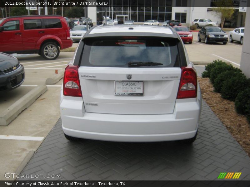 Bright White / Dark Slate Gray 2012 Dodge Caliber SXT