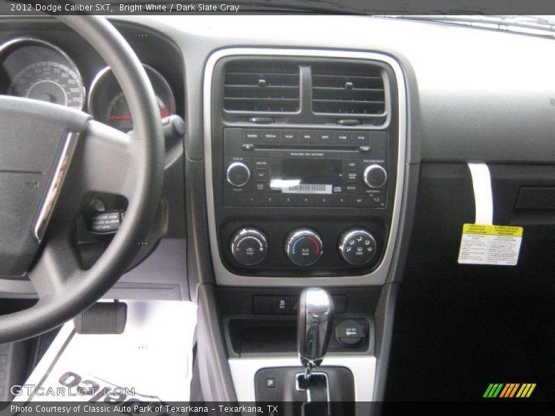 Bright White / Dark Slate Gray 2012 Dodge Caliber SXT