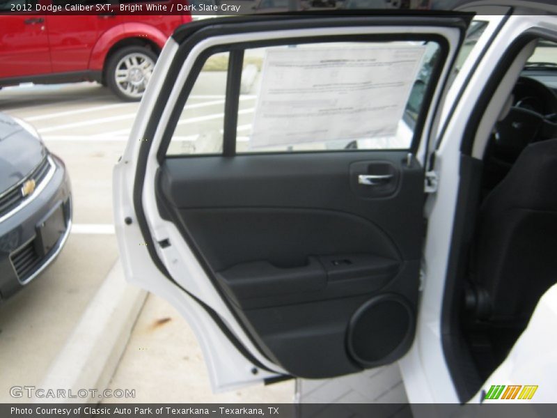 Bright White / Dark Slate Gray 2012 Dodge Caliber SXT