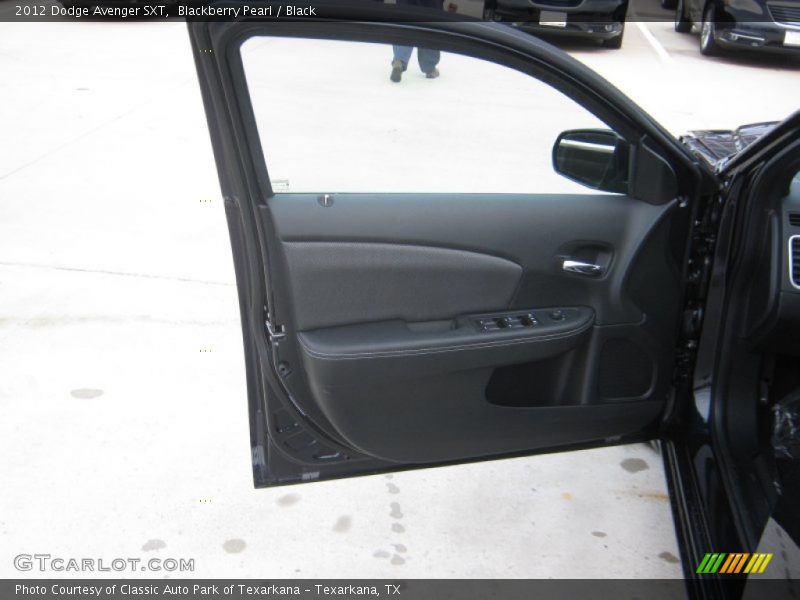 Blackberry Pearl / Black 2012 Dodge Avenger SXT