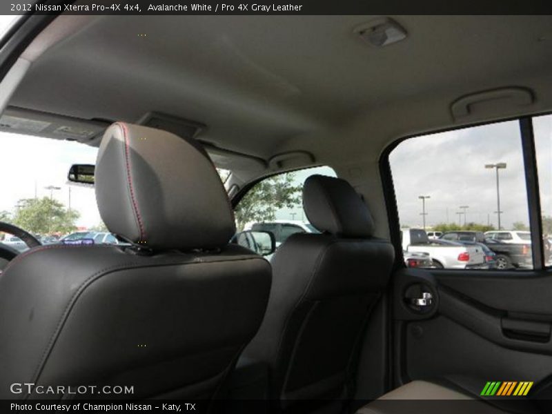 Avalanche White / Pro 4X Gray Leather 2012 Nissan Xterra Pro-4X 4x4