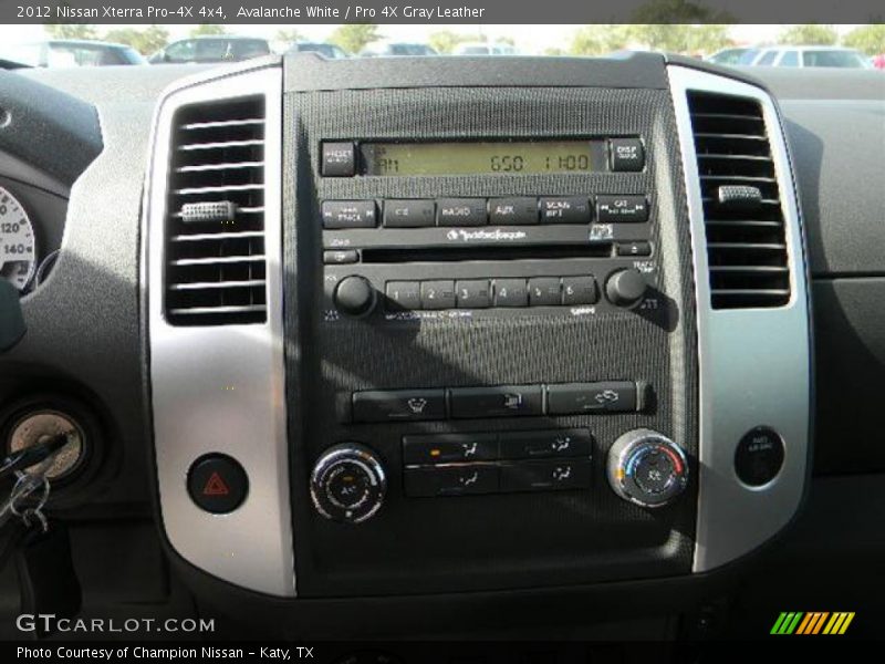 Avalanche White / Pro 4X Gray Leather 2012 Nissan Xterra Pro-4X 4x4