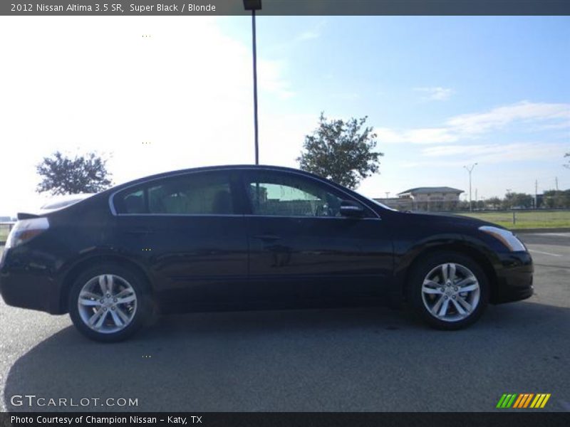 Super Black / Blonde 2012 Nissan Altima 3.5 SR