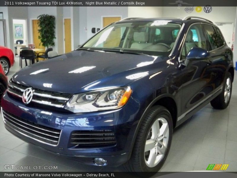 Night Blue Metallic / Cornsilk Beige 2011 Volkswagen Touareg TDI Lux 4XMotion