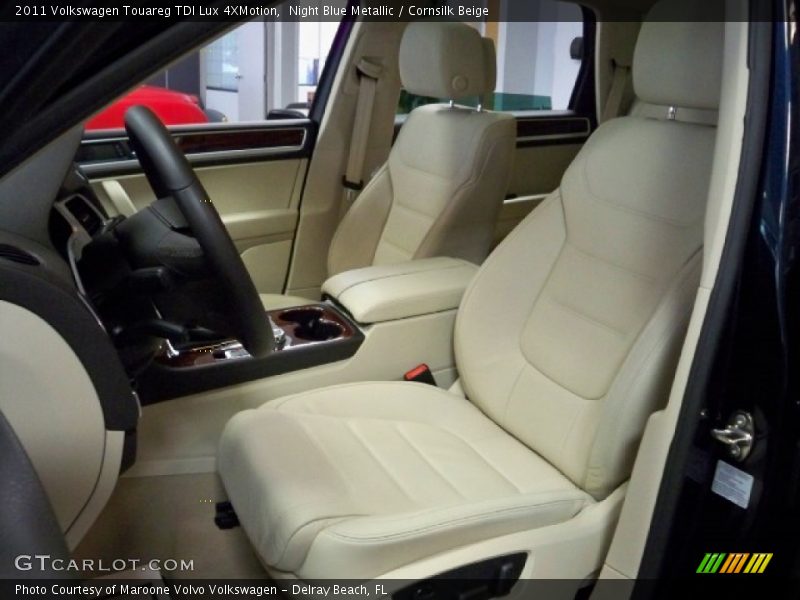 Night Blue Metallic / Cornsilk Beige 2011 Volkswagen Touareg TDI Lux 4XMotion