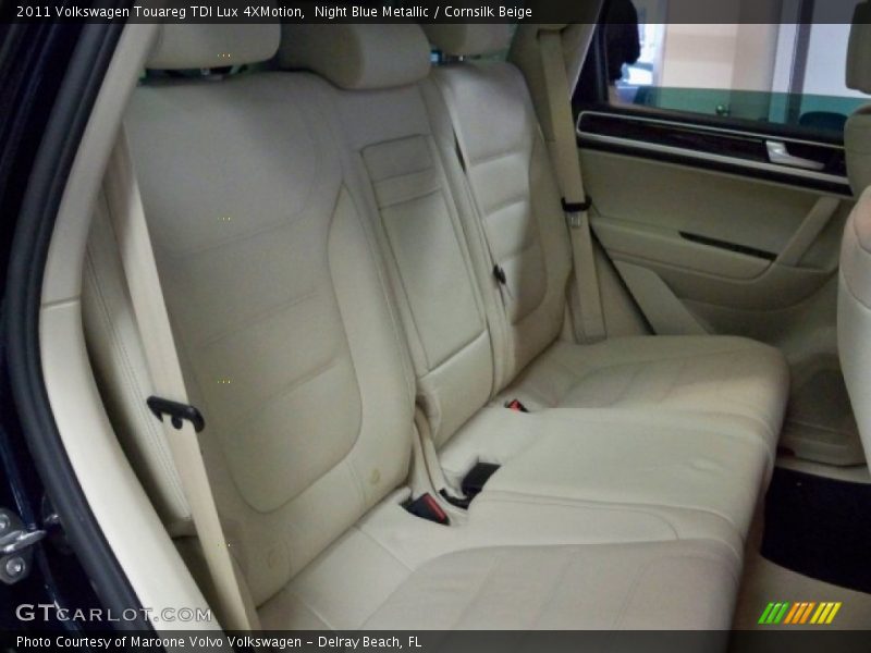 Night Blue Metallic / Cornsilk Beige 2011 Volkswagen Touareg TDI Lux 4XMotion