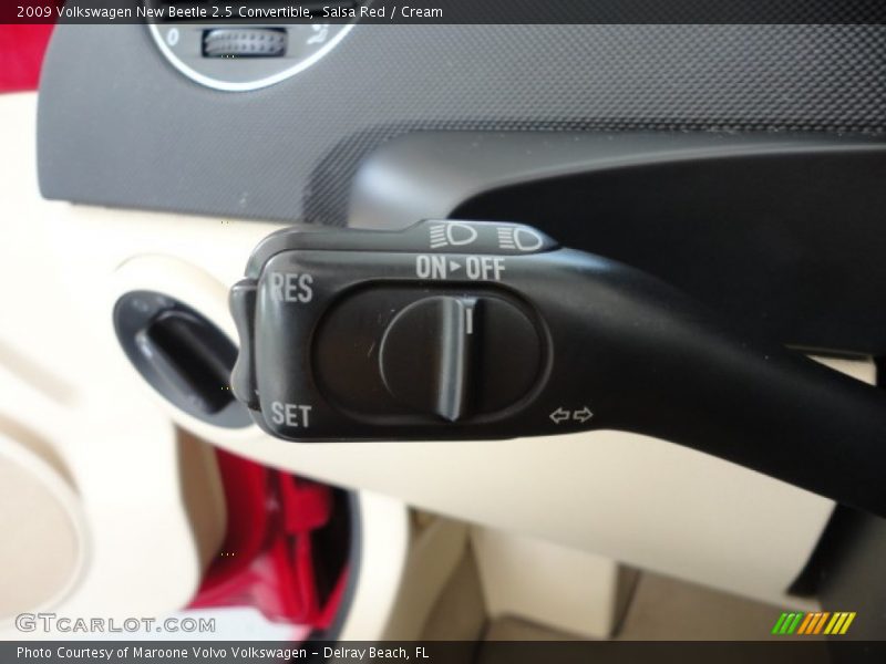 Salsa Red / Cream 2009 Volkswagen New Beetle 2.5 Convertible