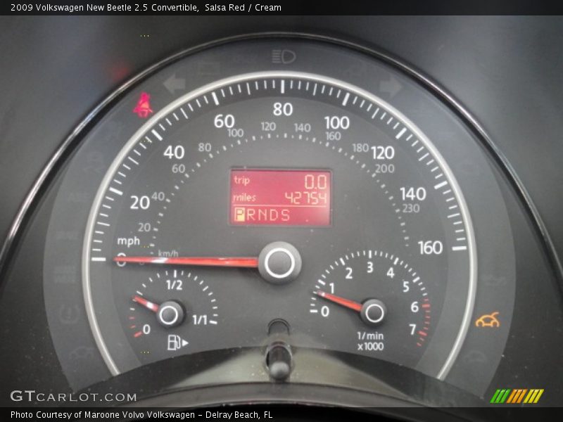 Salsa Red / Cream 2009 Volkswagen New Beetle 2.5 Convertible