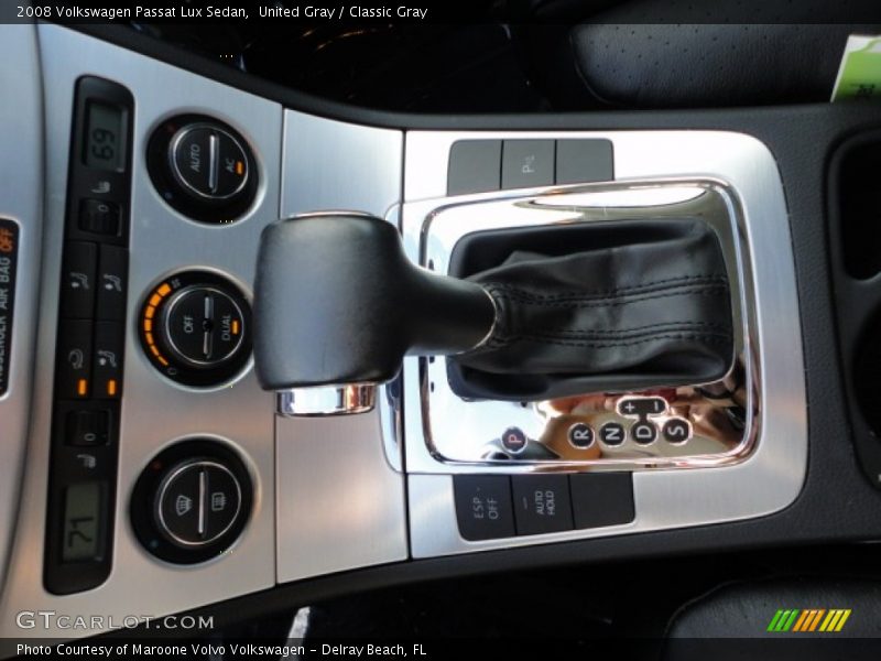 United Gray / Classic Gray 2008 Volkswagen Passat Lux Sedan